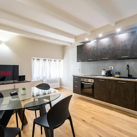 Imperium A Pochi Passi Dal Centro * فلورنس